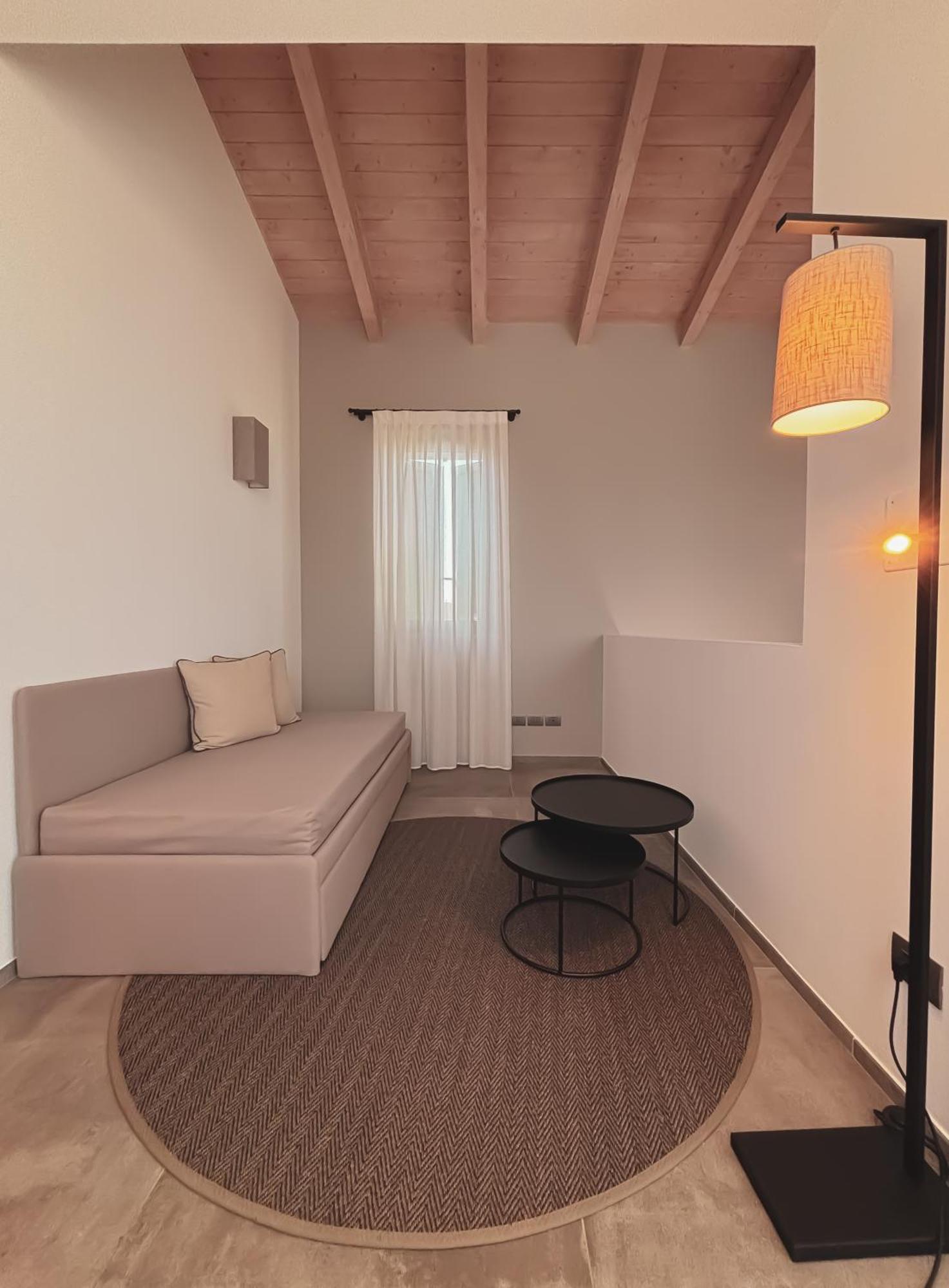 Natiia Relais - Adults Only Hotel Lazise Room photo